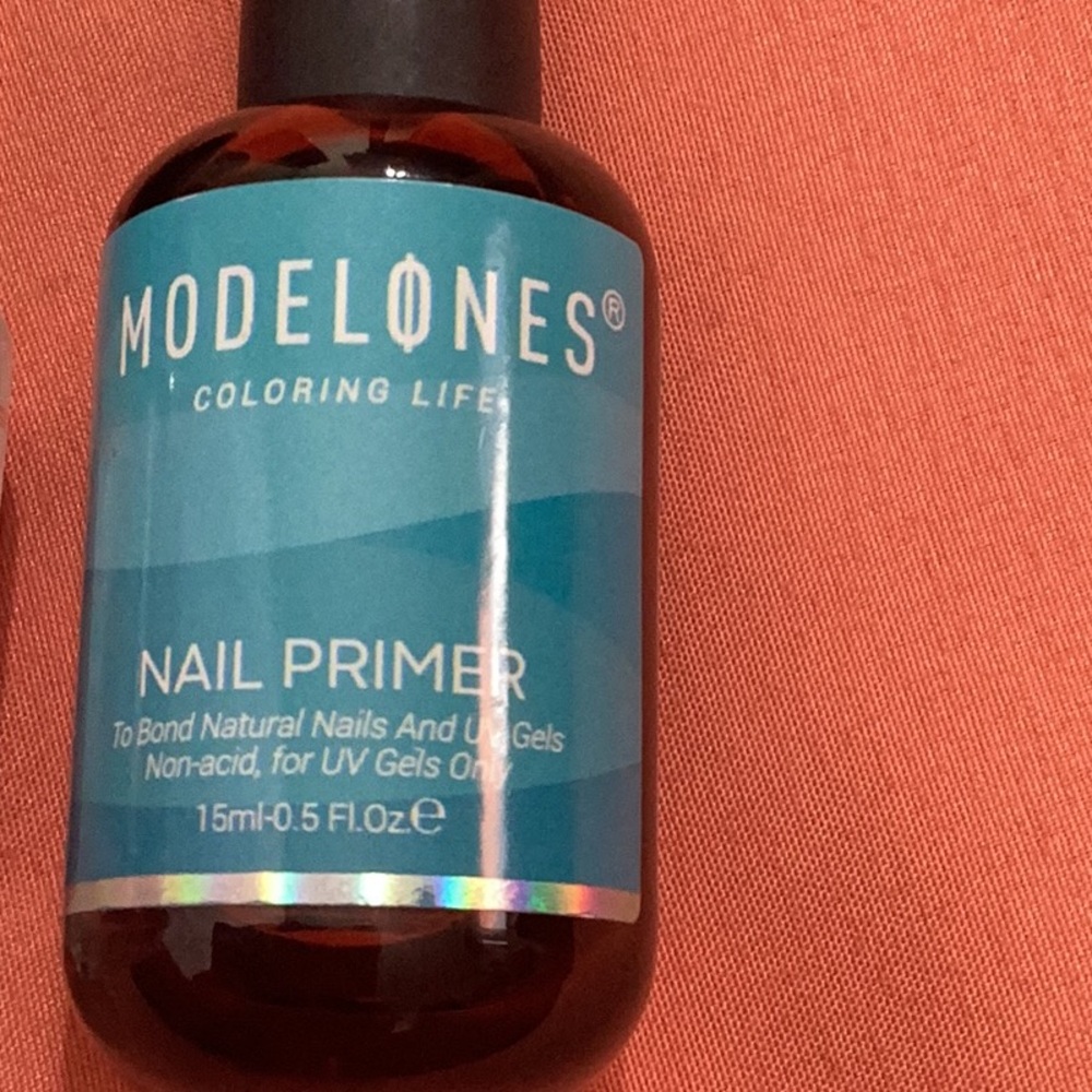 Modelones nails bundle - Picture 3 of 3